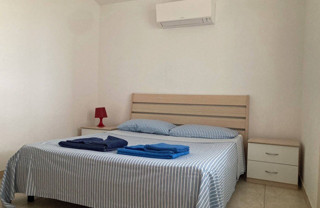 Vacation home, between the wonderful hills, near the sea and with new pool