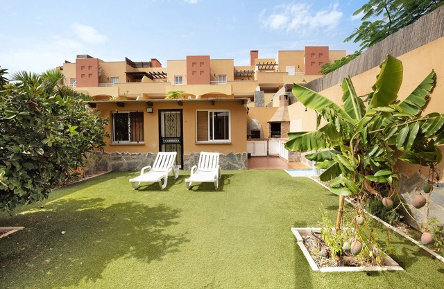 Vacation Home "Casa Carlos" with Shared Pool & Wi-Fi