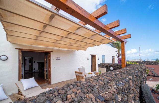 Vacation Home 'Casa Margarita 2' with Mountain View, 2 Terraces & Wi-Fi