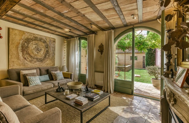Vacation Home "Casa Slow" with Private Pool, Private Terrace & Wi-Fi