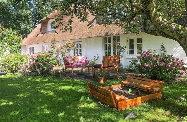 Vacation home Das alte Zollhaus in Schülp for up to 6 people