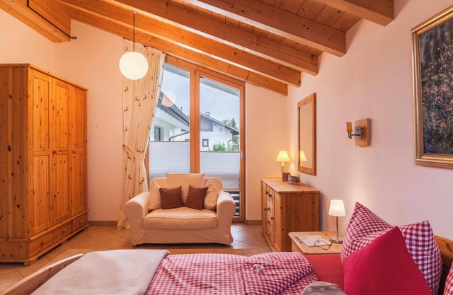 Vacation Home "Das Bergzeit" with Mountain View, Wi-Fi, Garden & Terrace