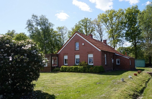 Vacation home for 4 guests with 80m² in Westoverledingen (134773)