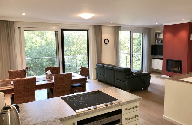 Vacation home directly on the park with lake (120 sqm) for up to 4 people