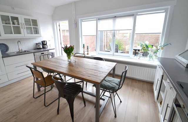 Vacation home for 5 guests with 80m² in Katwijk aan Zee (295477)