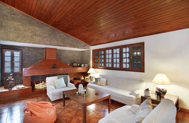 Vacation Home 'Finca León' with Mountain View, Terrace and Wi-Fi