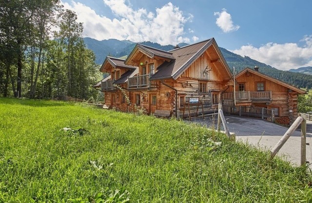 Vacation home for 8 guests with 100m² in Saalbach (294780)
