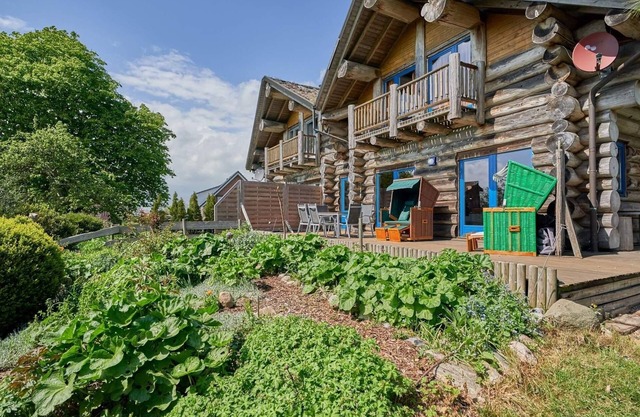 Vacation home for 8 guests with 146m² in Süssau (286215)