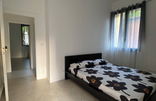 Vacation home for company, 5' walk to the old town and 10' to the sea