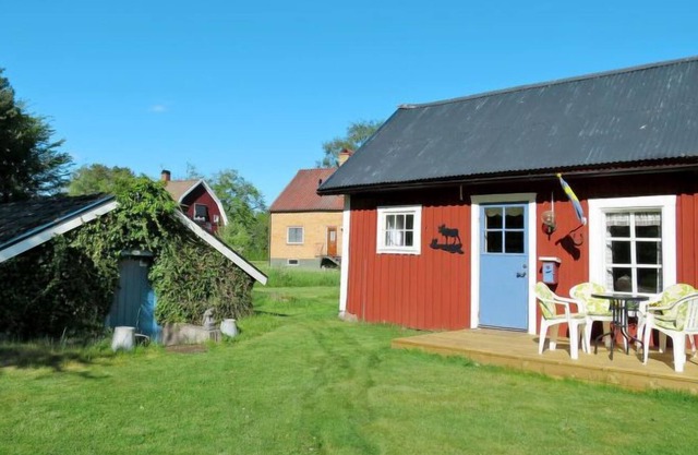 Vacation home Fröjered Gårdshuset (VGT107) in Tidaholm - 4 persons, 1 bedrooms