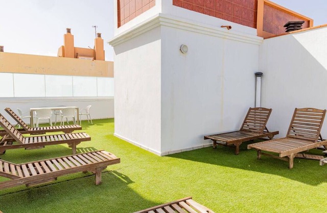Vacation Home 'Ian’s Dreams' with Private Terrace, Private Garden and Wi-Fi