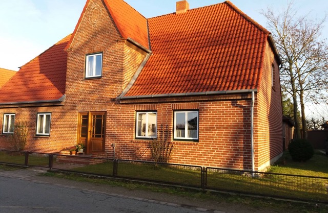 Vacation home " Igelnest " near Weißenhäußer beach