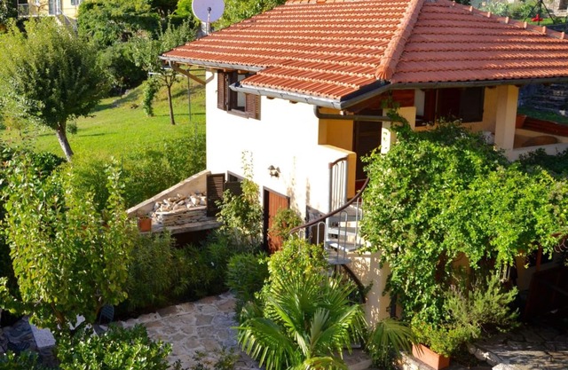 Vacation home in an idyllic mountain village: Our Casetta in Musignano near Maccagno