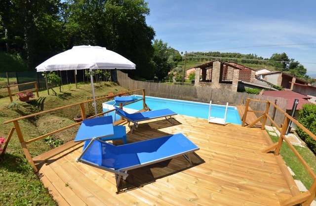 Vacation Home in Capannori with 1 bedrooms sleeps 2