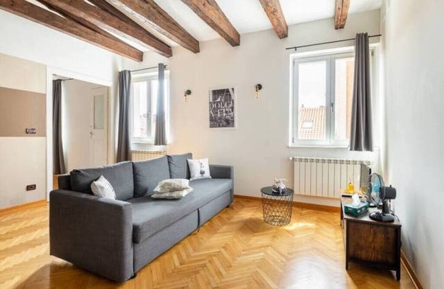 Vacation home in the historic center near Ponterosso Square