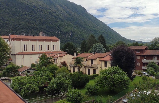 Vacation home on Lake Maggiore perfect for a relaxing vacation