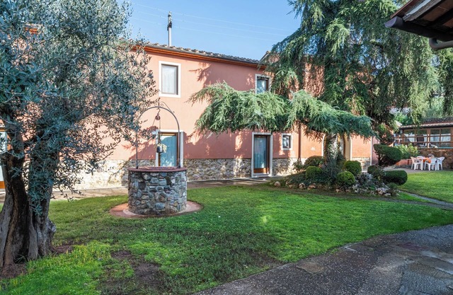 Vacation Home "Bella Toscana Relax - Lemon" with Mountain View, Shared Pool & Wi-Fi