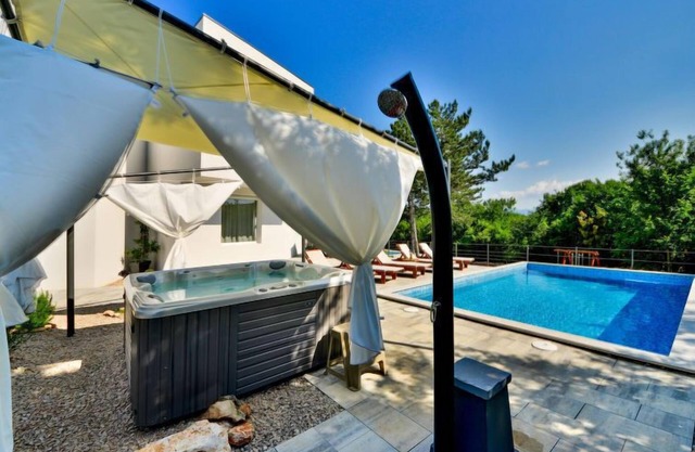 Vacation home Karin by Interhome
