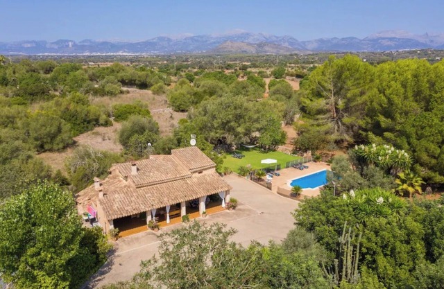 Vacation Home "Lletreres" with Private Terraces, Private Pool & Wi-Fi