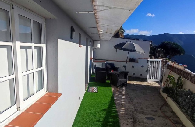Vacation Home 'Los Pinos' with Sea View and Private Terrace