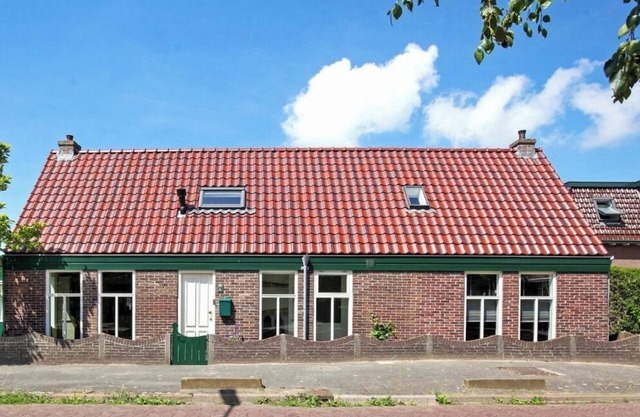 Vacation home near the beach and the cities of Amsterdam and Haarlem.