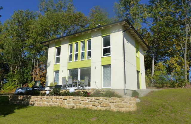 Vacation home on the Hohenfelden reservoir with its own jetty and rowing boat & electric motor