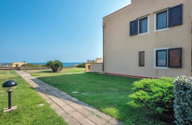 Vacation Home "Pergola 707" a few meters from the Beach with A/C & Private Terrace