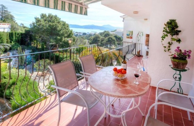 Vacation home Renata in Llançà - 6 persons, 3 bedrooms