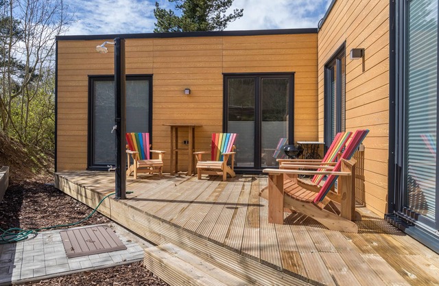 Vacation Home "Tiny House Brekendorf Kammberg" with Mountain View & Wi-Fi