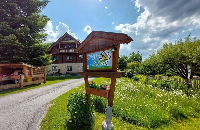 Vacation home Tschernitz - Holiday home/4 or more bedrooms/bathroom, WC