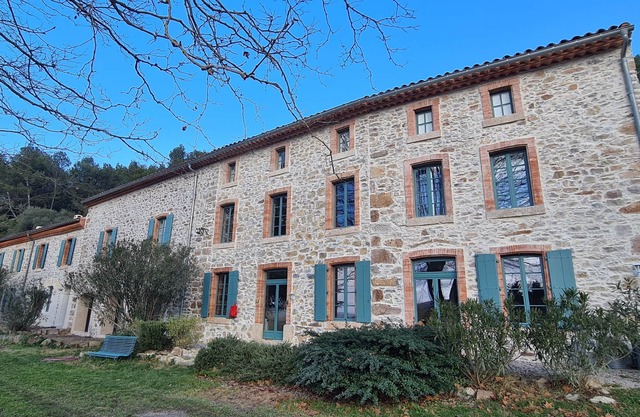Vacation home with 40 meter long pool, Languedoc (Aurore)