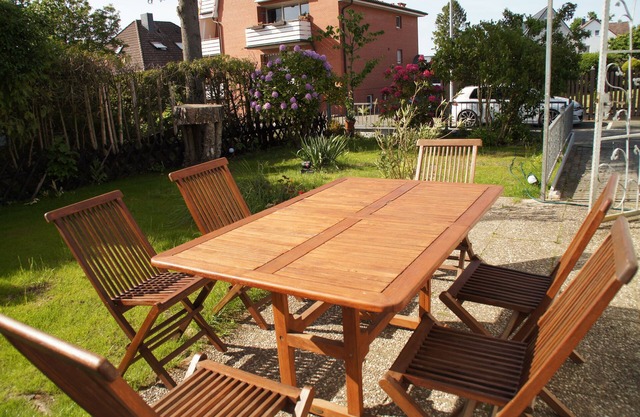 Vacation home with garden in Steinhude near the water