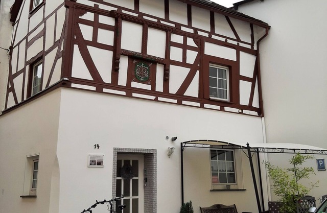 Vacation house Emil at the Mosel family domicile- Reichsburg Cochem nearby