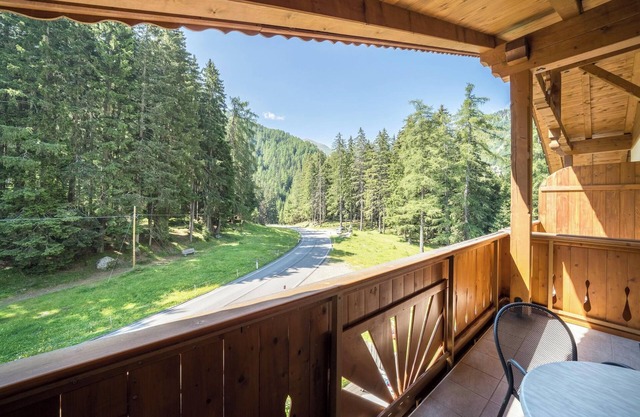 Vacation House "Maria Edelweiss" with Mountain View, Balcony, Terrace & Sauna