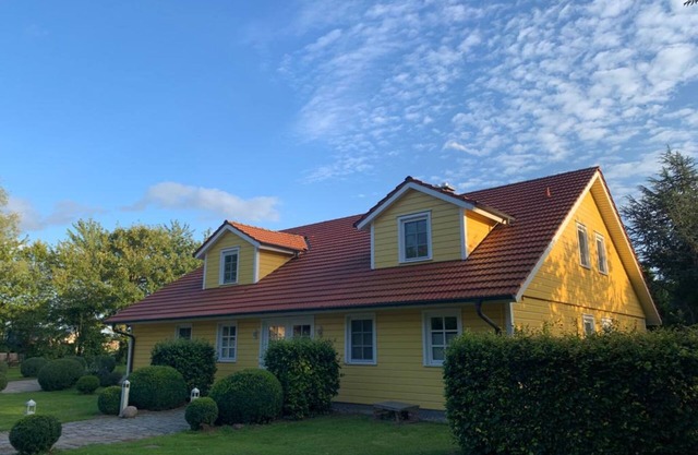 vacation in a comfortably flat at a horse ranche