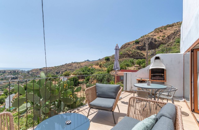 Vacation 'La Madriguera Fuente Hervera' with Mountain View, Wi-Fi and Air Conditioning