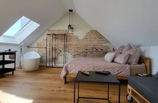 Vacation loft Otto's workshop with sauna barrel & garden