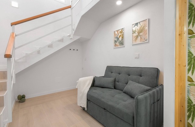 Vacation 'Mini Casa Azul' with Sea View and Wi-Fi