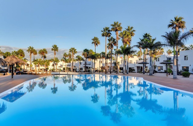 Vacation 'Oasis Duna Casa Martineli' with Shared Pool, Balcony and Wi-Fi