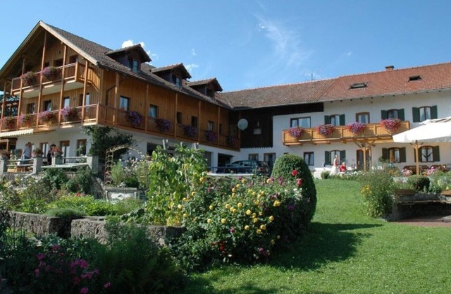 Vacation rental Schnürmann ***, Apartment Goldammer