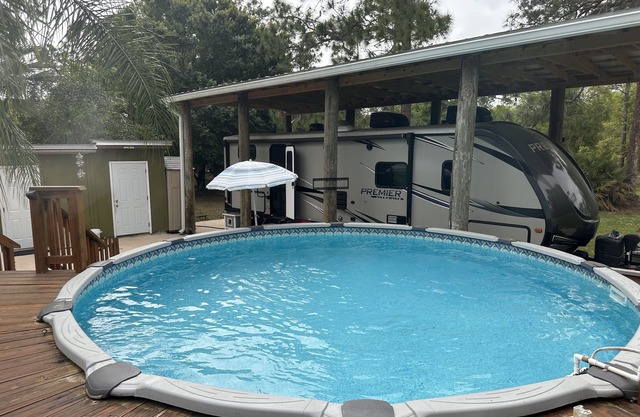 Vacation Rentals Farm RV Jacuzzi/Pool/Ft.MyersClewistonOkeechoobee for Weekends