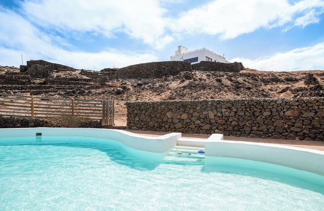 Vacation Villa 'Playa Marina Eco Beach' with Sea View, Shared Pool and Wi-Fi