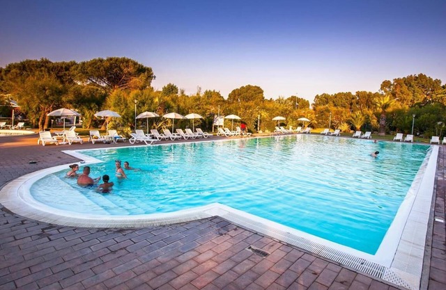Vacation village Le Tamerici Mobilehome Nuraghe for 6 persons