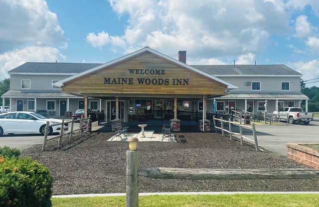 Vacationland Inn & Suites