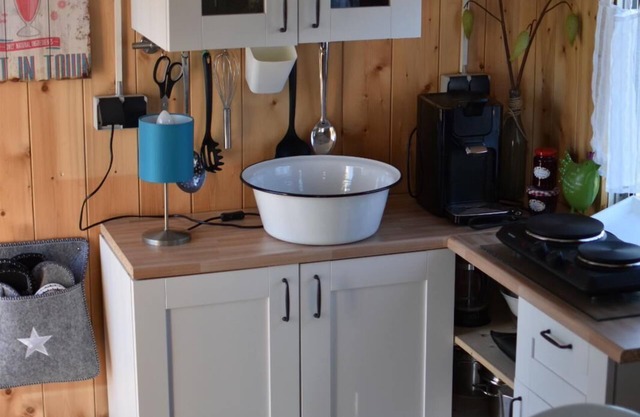 Vacations in a trailer - with a view of the horse pasture and undeveloped expanses