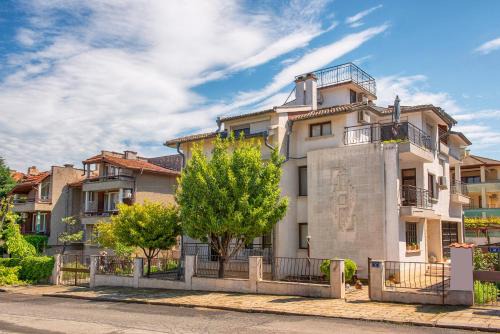 Valchevi Apartments
