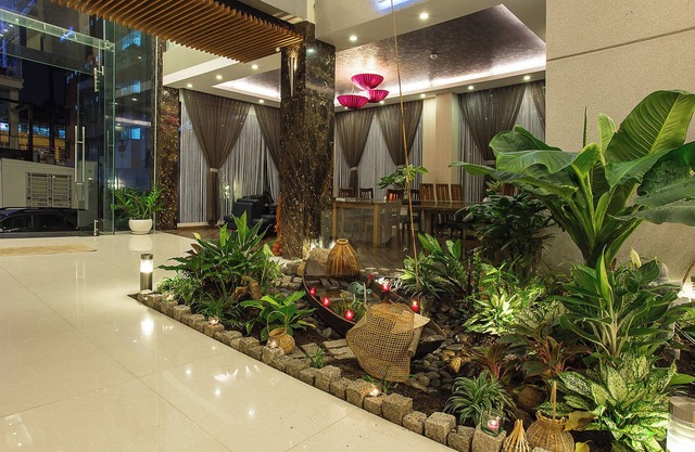 VALENTINE HOTEL