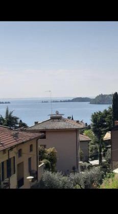 VALLE FIORITA 42 - Lake view Studio