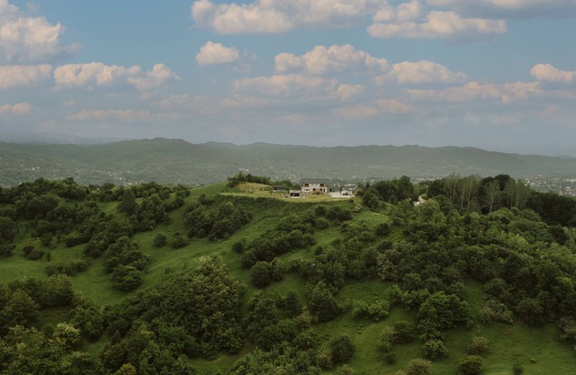 Valley View and Pool Breaza