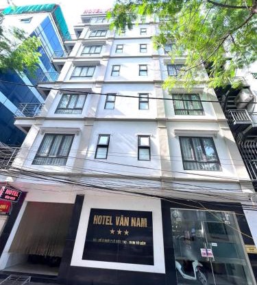 Van Nam Hotel by OnHotelRooms
